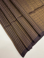 VSA631 - dark purple color body, pallu , blouse pure silk saree