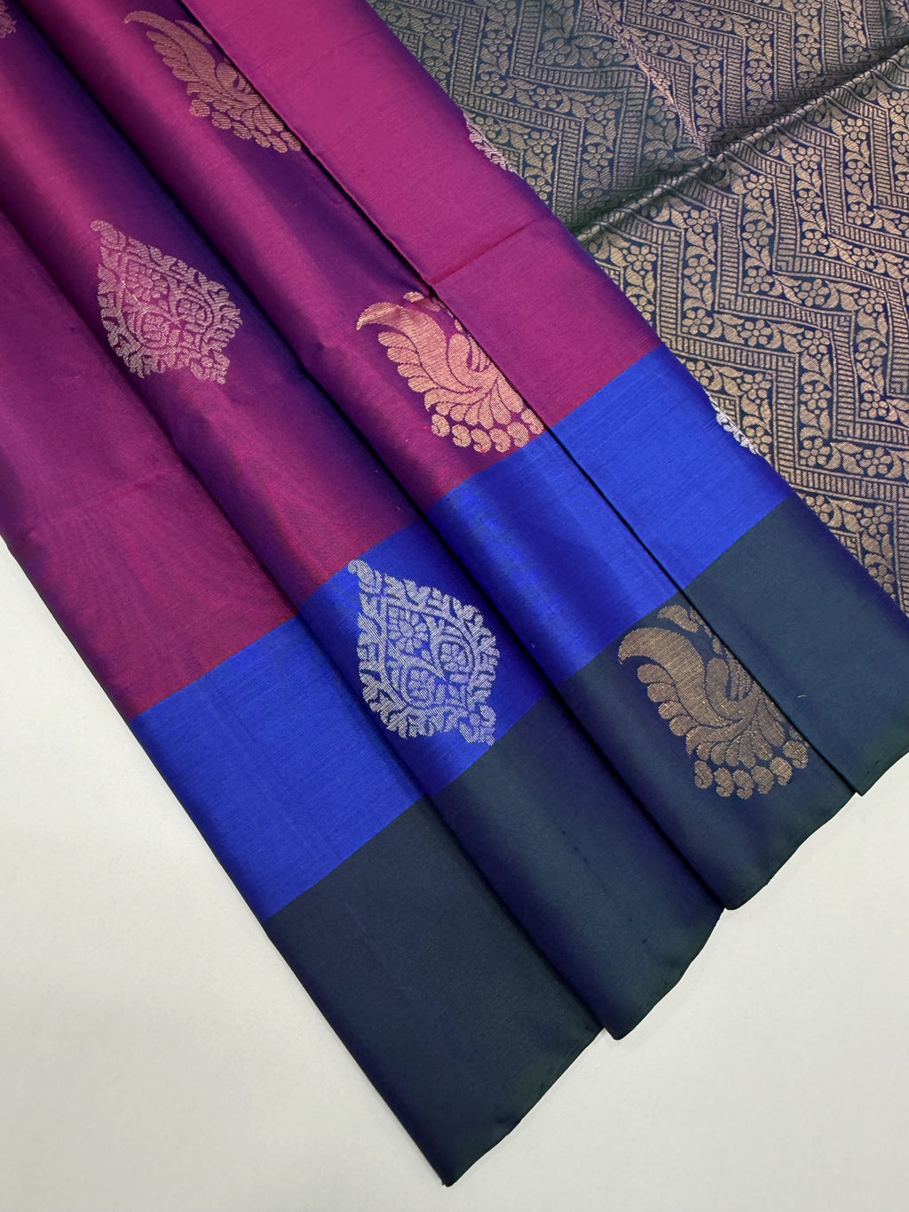 VSF794 - violet color body , peacock blue color pallu,blouse - Pure silk saree