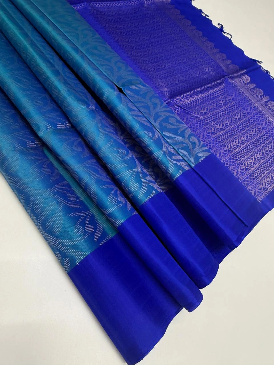 VSA660 - dual blue color body & ink blue color pallu , blouse pure silk saree