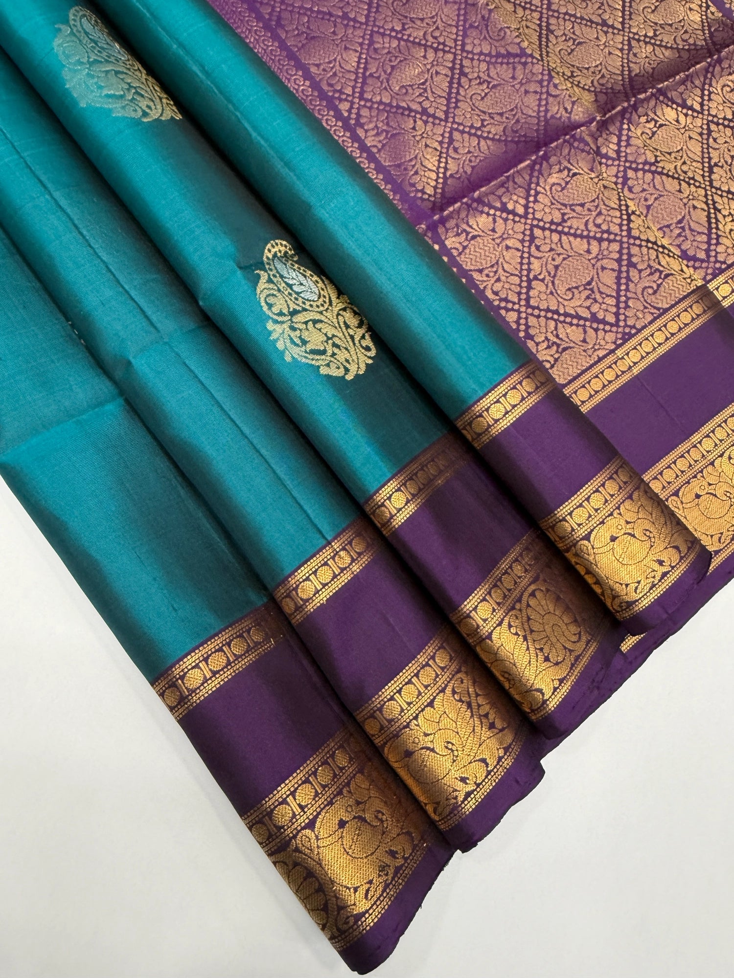 VSF933 - peacock blue color body &amp;,violet color pallu,blouse - Pure silk saree