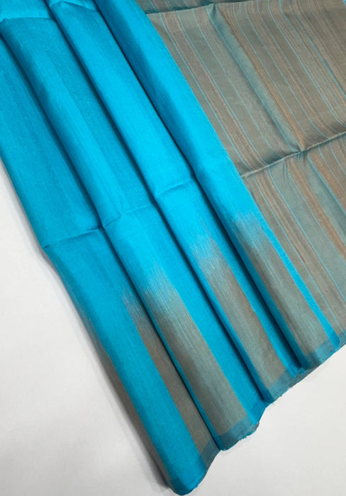 VSD146 - blue color body &amp; blue wiht mustard color pallu,blouse - Pure silk saree