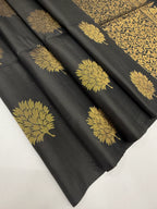 VSS444 - black color body, pallu , blouse pure silk saree