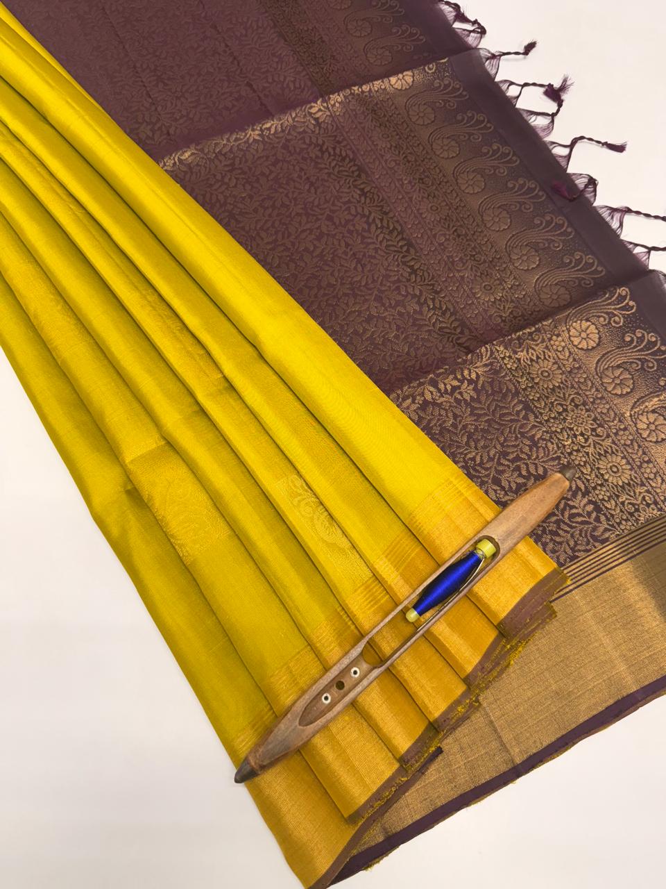 VSOH429 - green with yellow color body &amp; dark purple color pallu , blouse - Pure silk saree