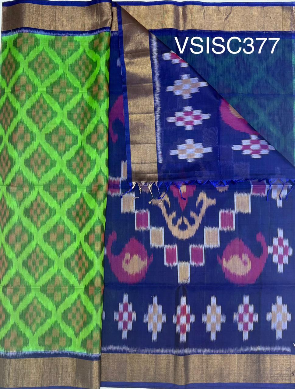 VSISC377 - green color body , navy blue color pallu , blouse.