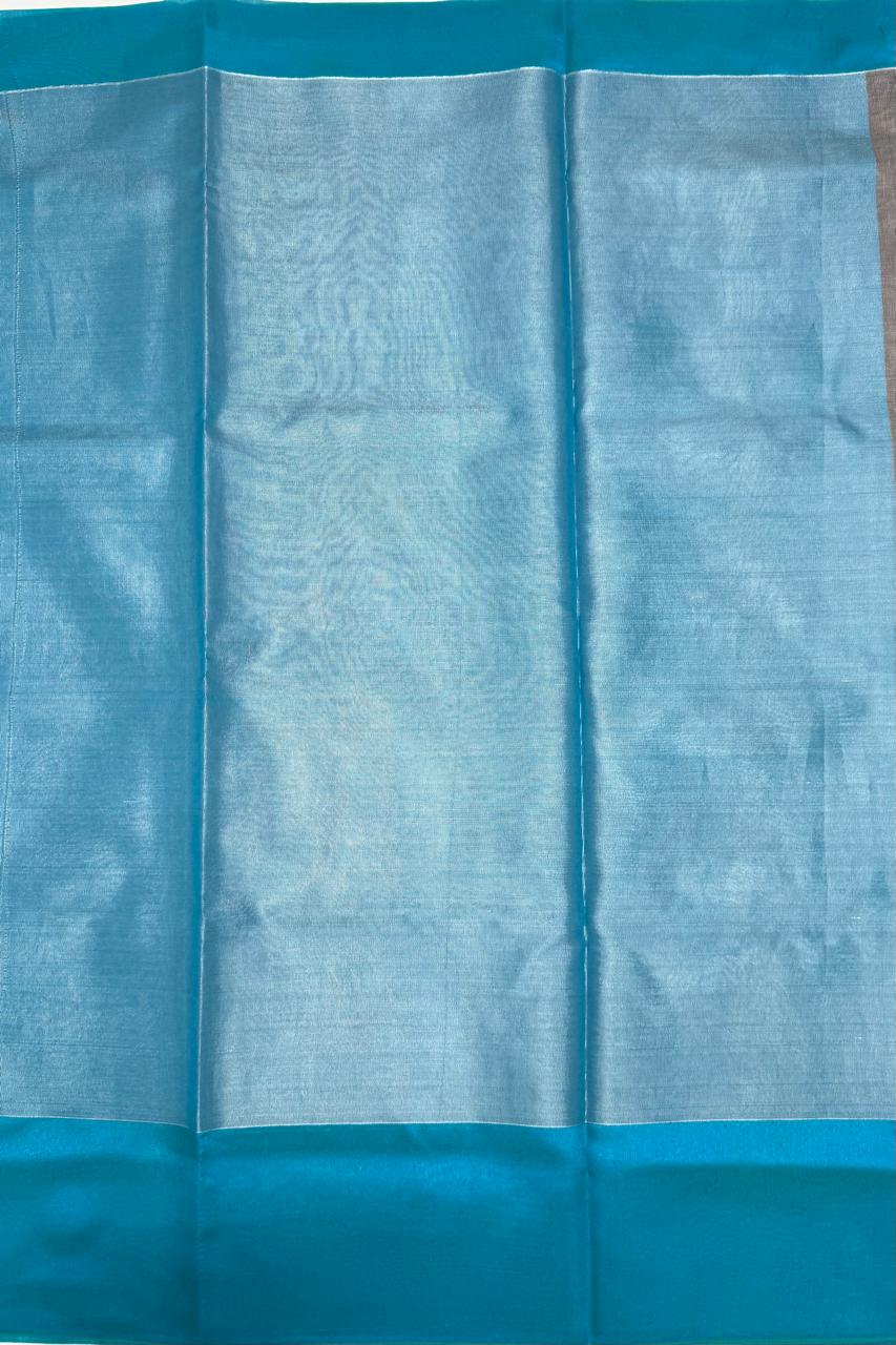 VSAS973 - maroon with silver color body , blue color pallu , blouse.