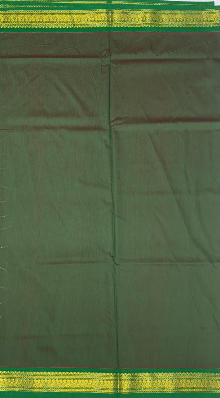 VSC686 - red color body , green with red color pallu,blouse.