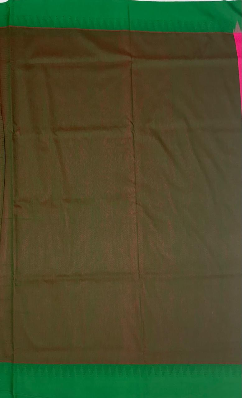 VSC688 - pink color body , green color pallu,blouse.