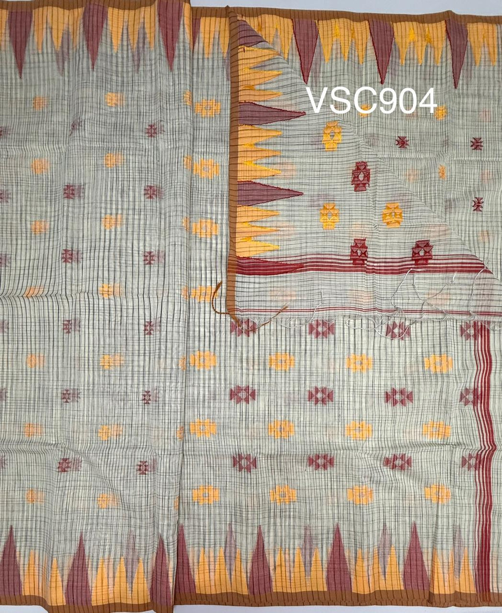 VSC904 - half white color body, pallu,blouse.