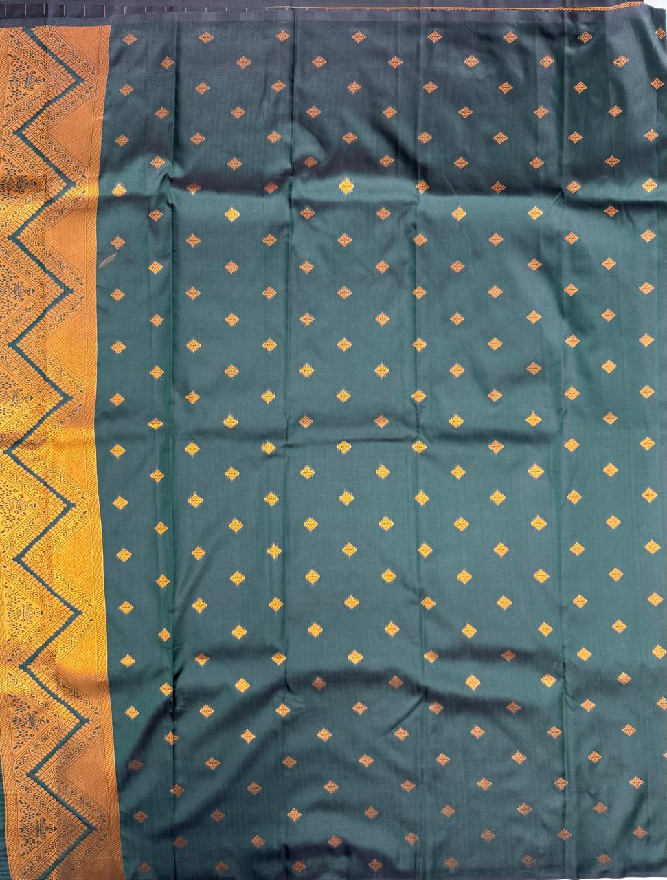 VSAS1057 - bottle green color body ,pallu , blouse.