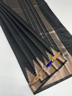 VSAS1116 - black color body ,pallu , blouse.