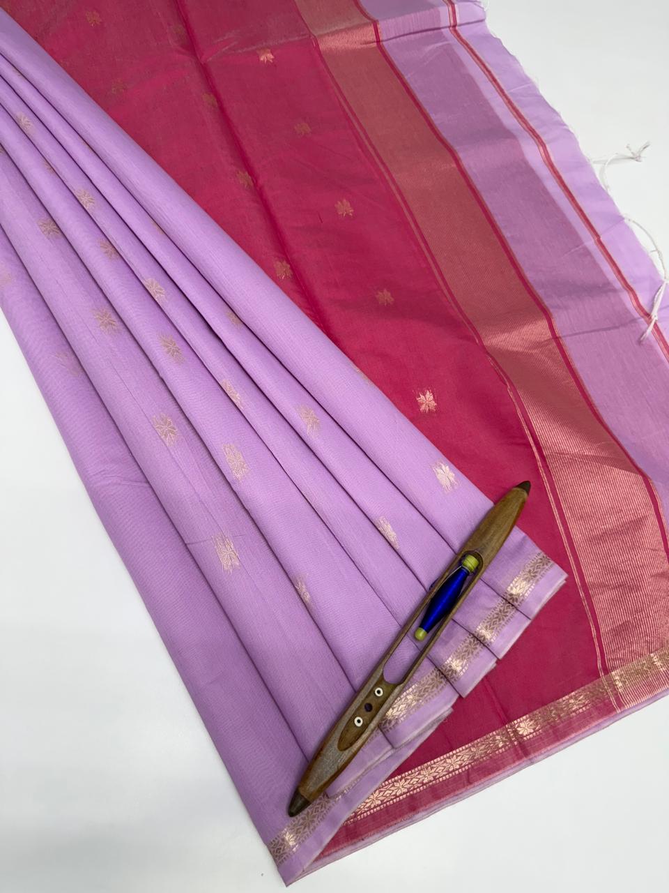VSC932 - light lavender color body , pink color pallu,blouse.