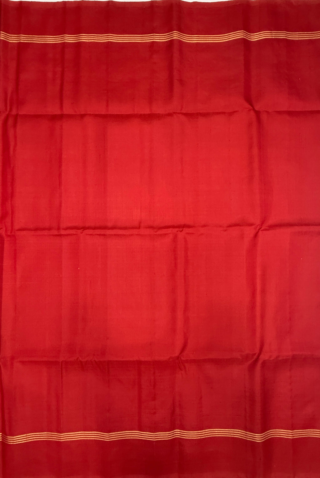 VSA674 - red with yellow color body , red color pallu , blouse pure silk saree