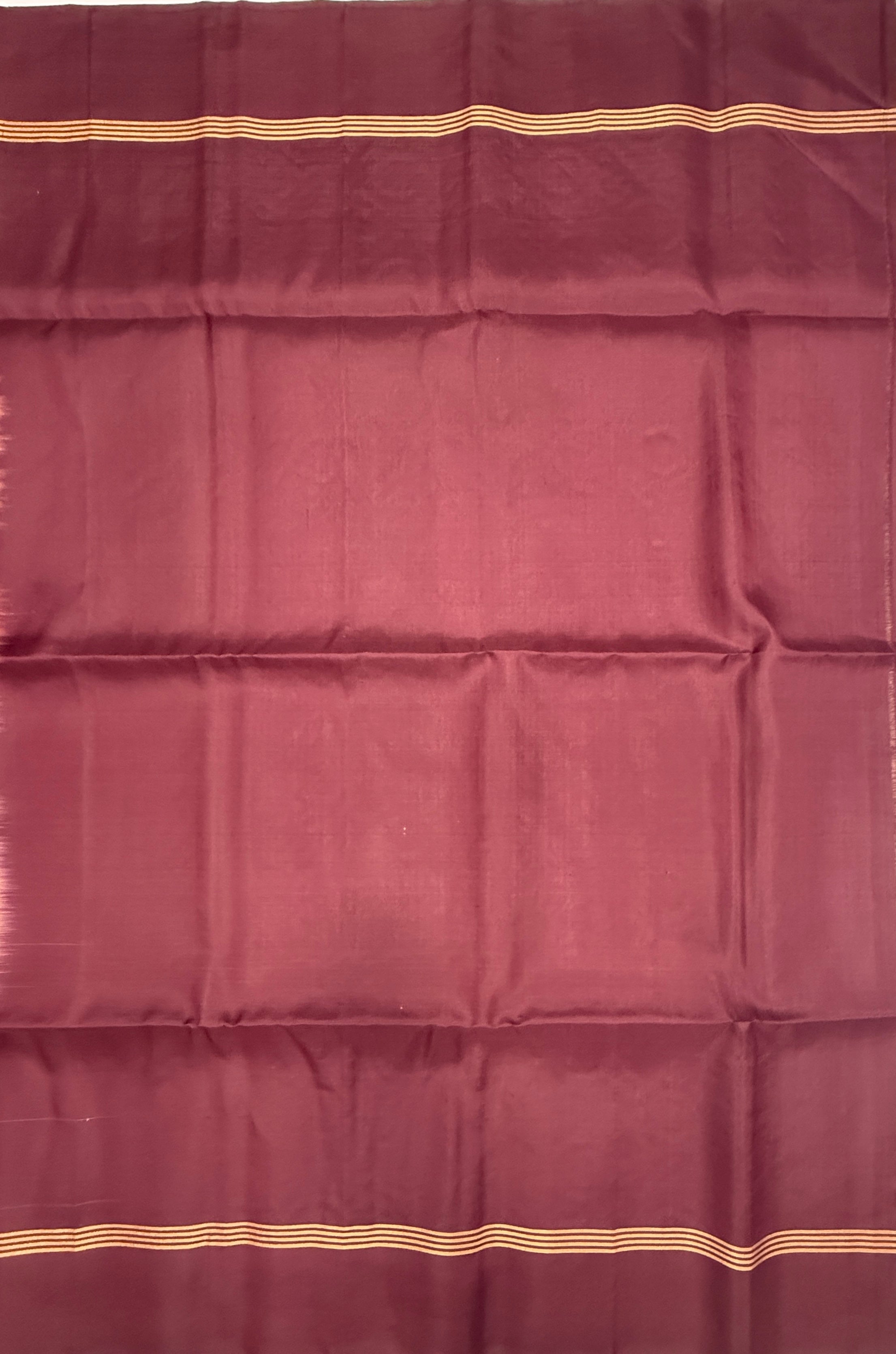 VSA675 - chocolate brown color body , brown color pallu , blouse pure silk saree