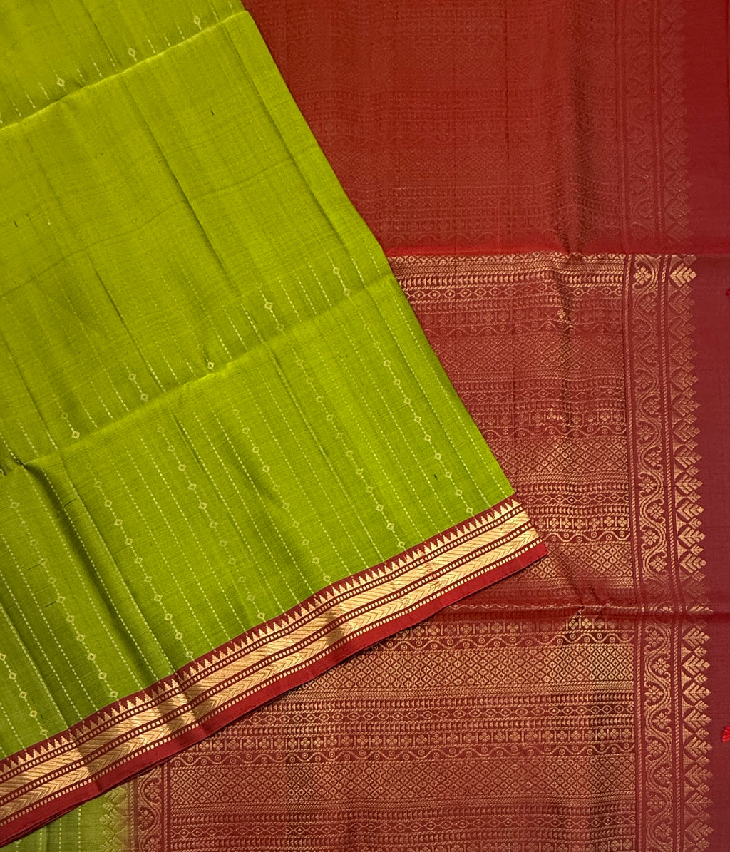 VSF1118 - green color body , maroon color pallu,blouse - Pure silk saree