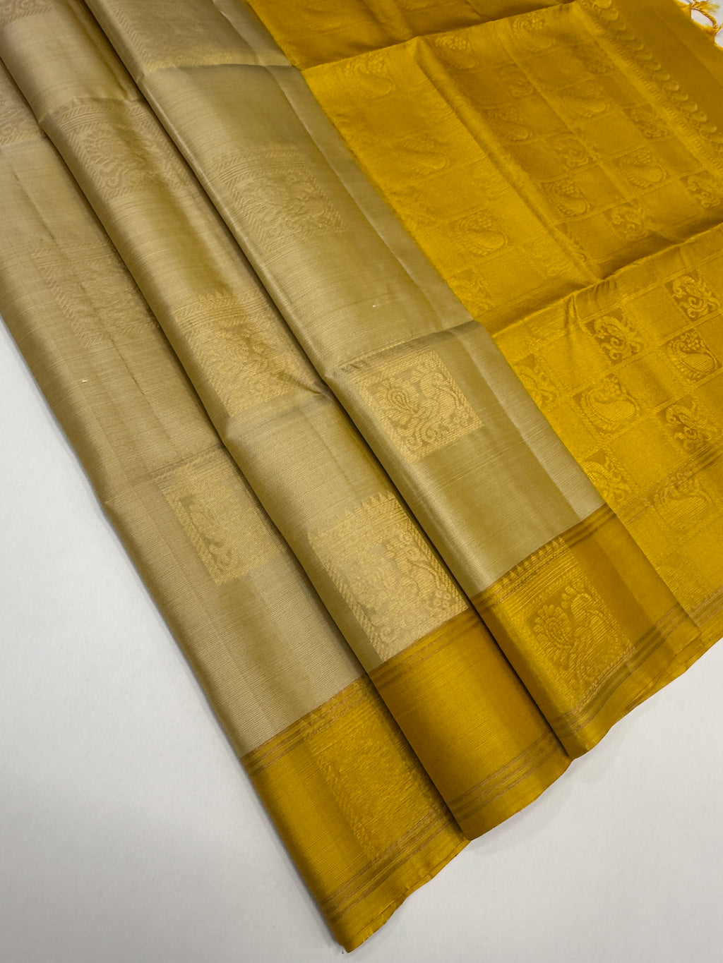 VSCB645 - beige color body , violet color pallu , blouse - Pure silk saree