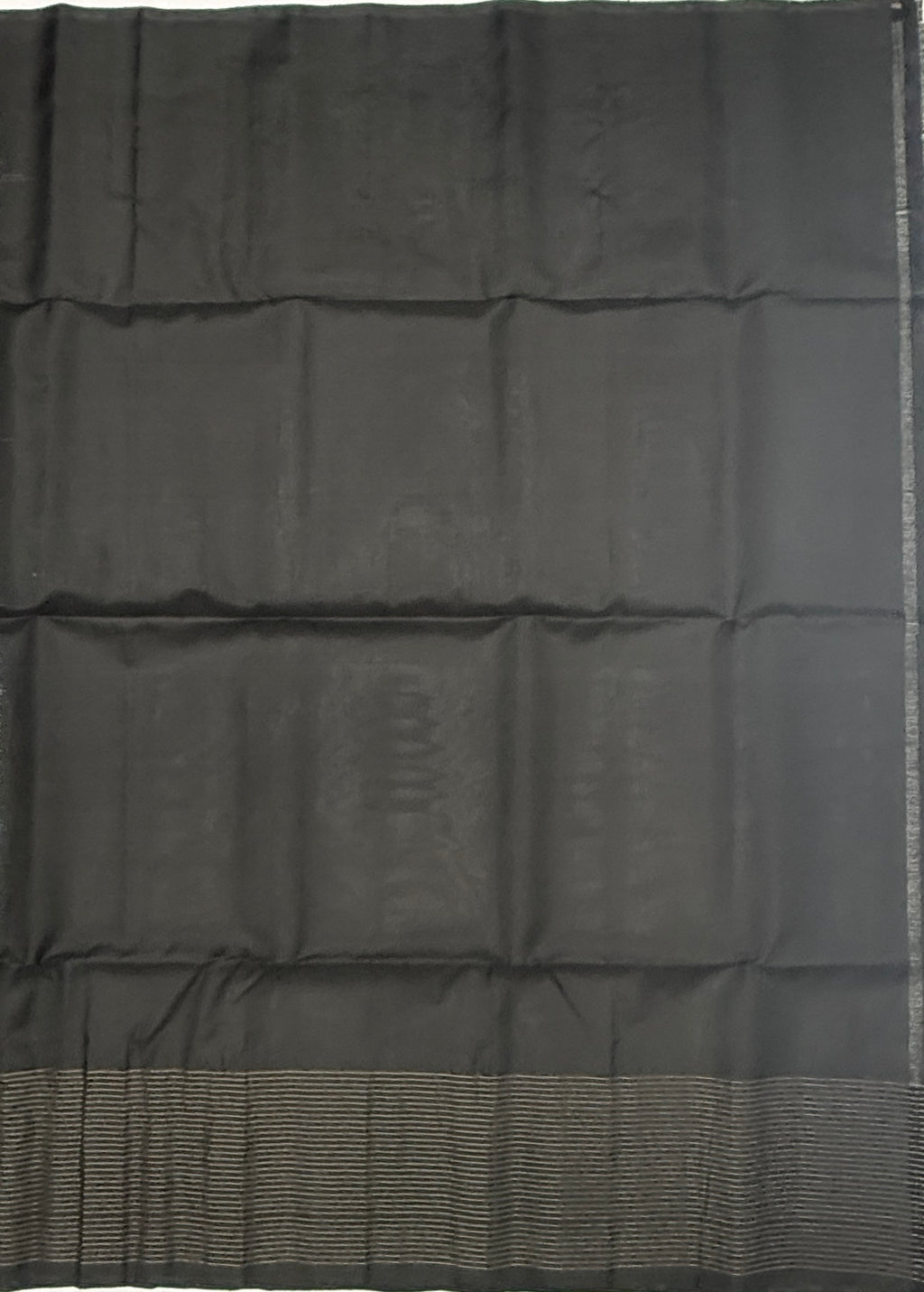 VST276 - grey color body , black color pallu , blouse - Pure silk saree