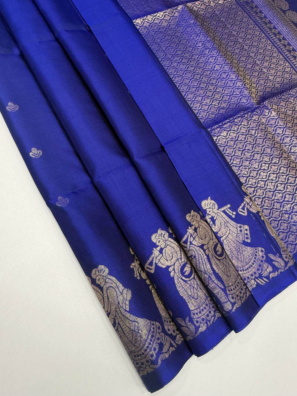 VST283 - royal blue color body , color pallu , blouse - Pure silk saree