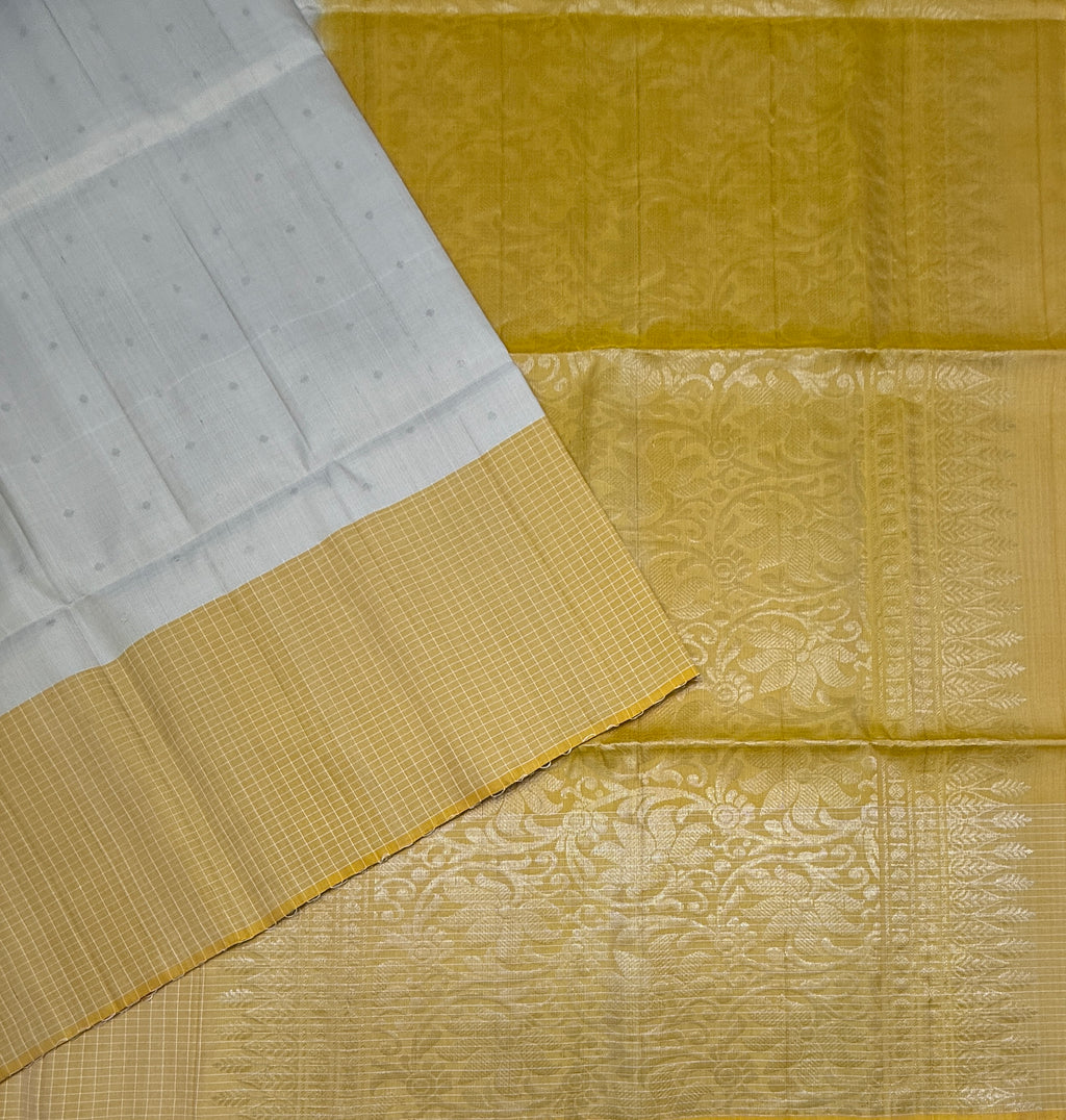 VST296 - beige color body , yellow color pallu , blouse - Pure silk saree