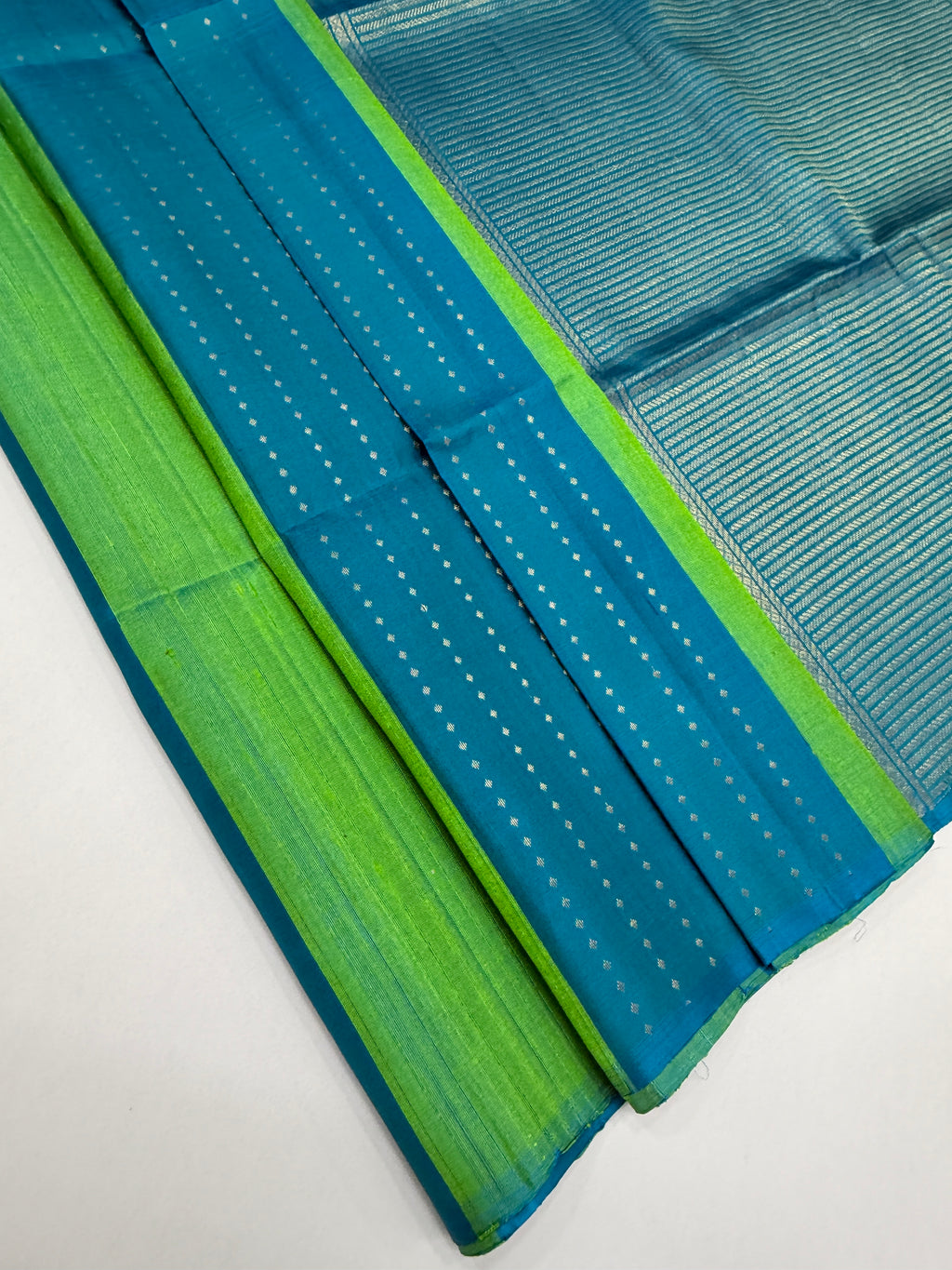 VSD171 - green with blue color body , blue color pallu,blouse - Pure silk saree