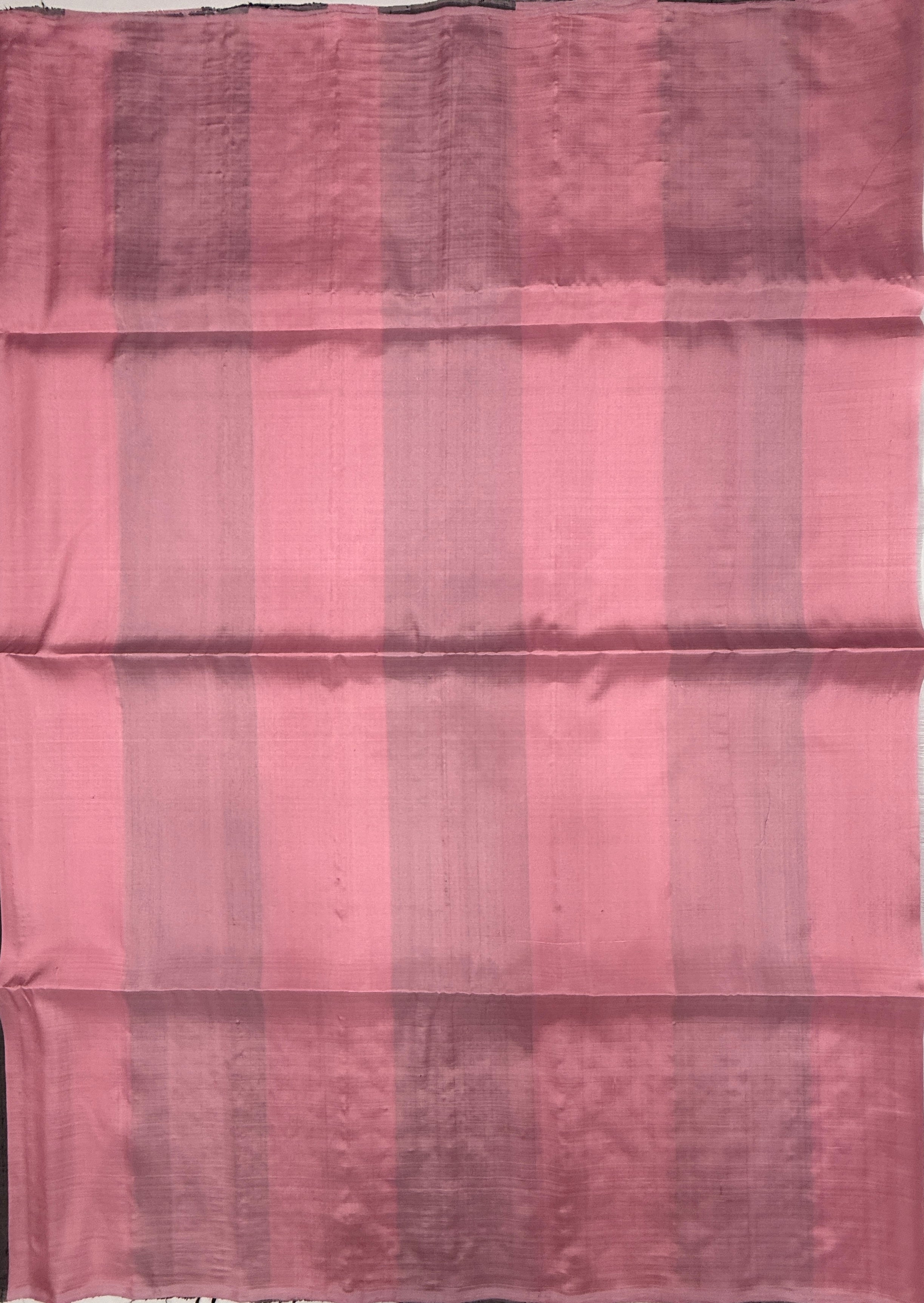 VSD173 - pink with black color body , color pallu,blouse - Pure silk saree