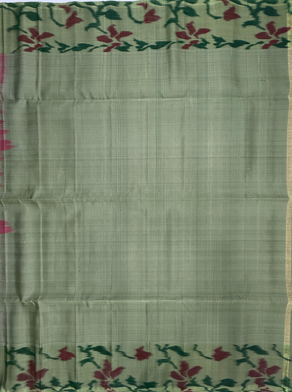 VSM379 - dusky pink color body , pastel green color pallu , blouse