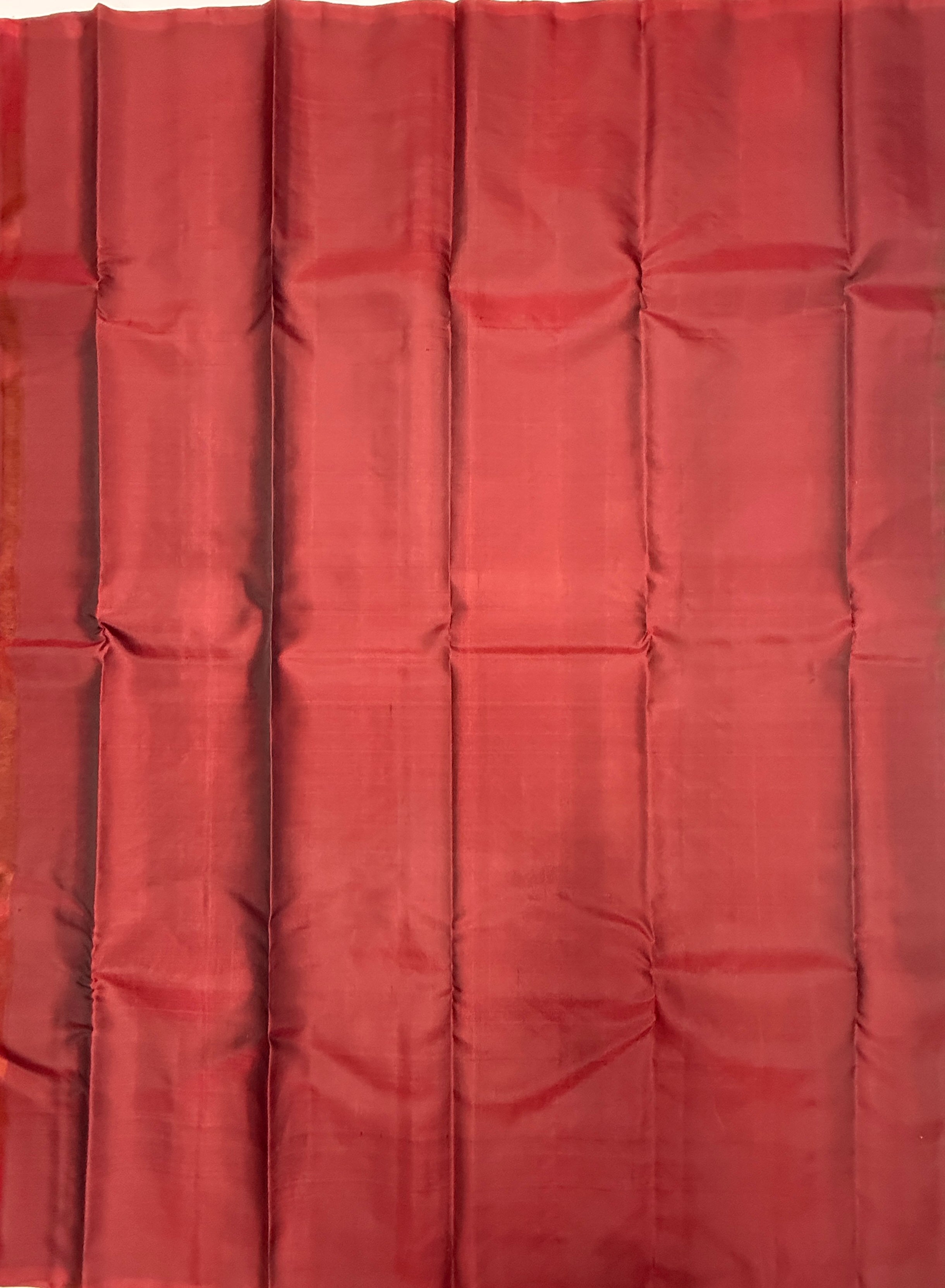 VSM390 -olive green color body , maroon color pallu , blouse