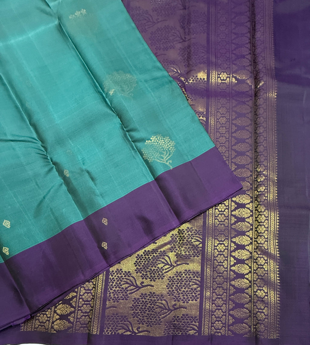 VSM393 - pastel blue color body , violet color pallu , blouse