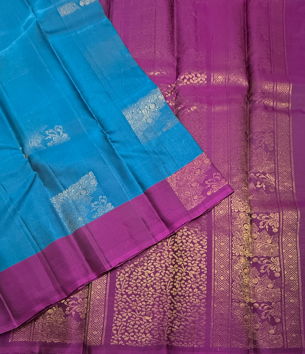 VSM395 - peacock blue color body , purple color pallu , blouse