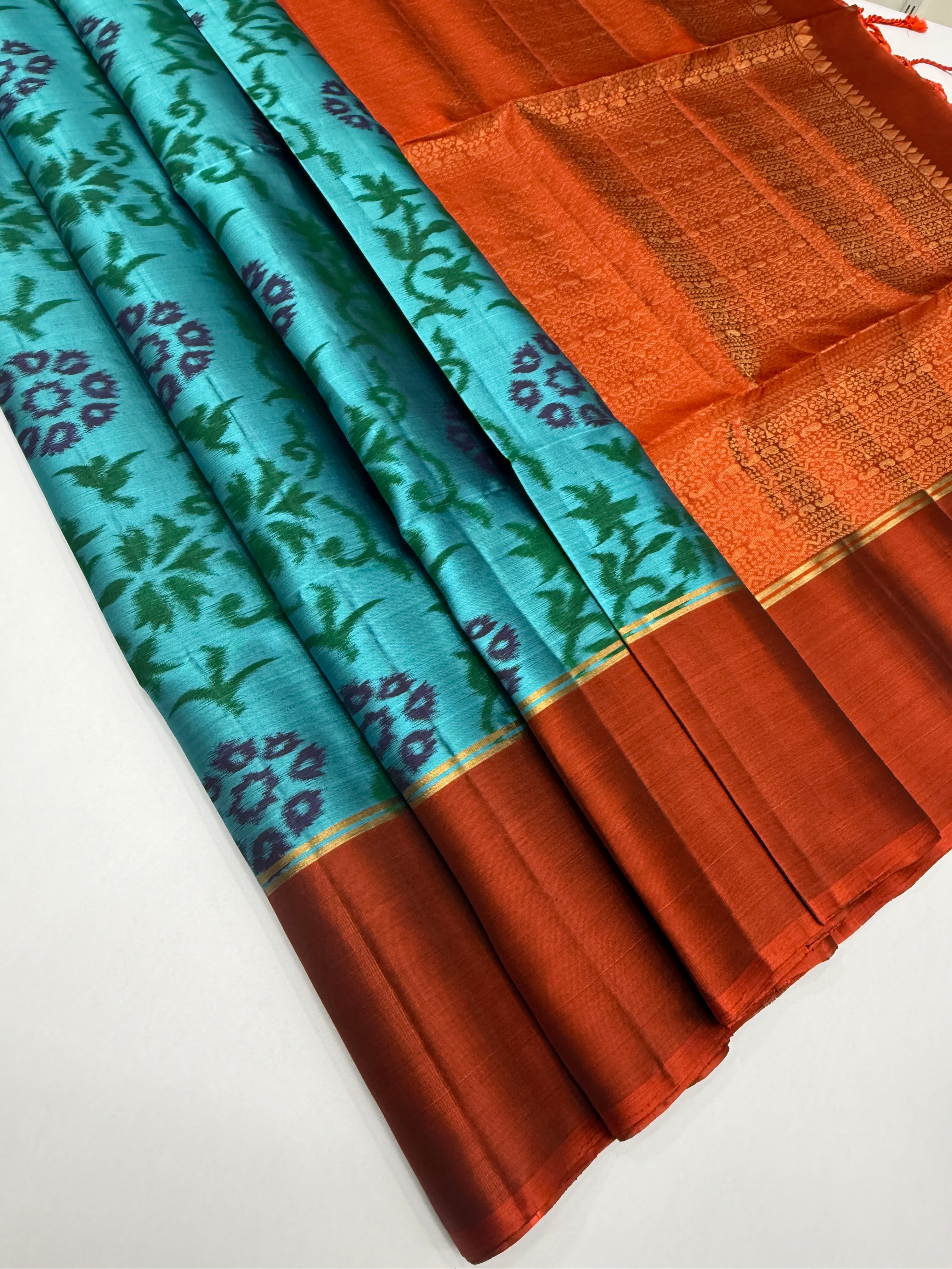 VSM396 - dual blue color body , orange color pallu , blouse