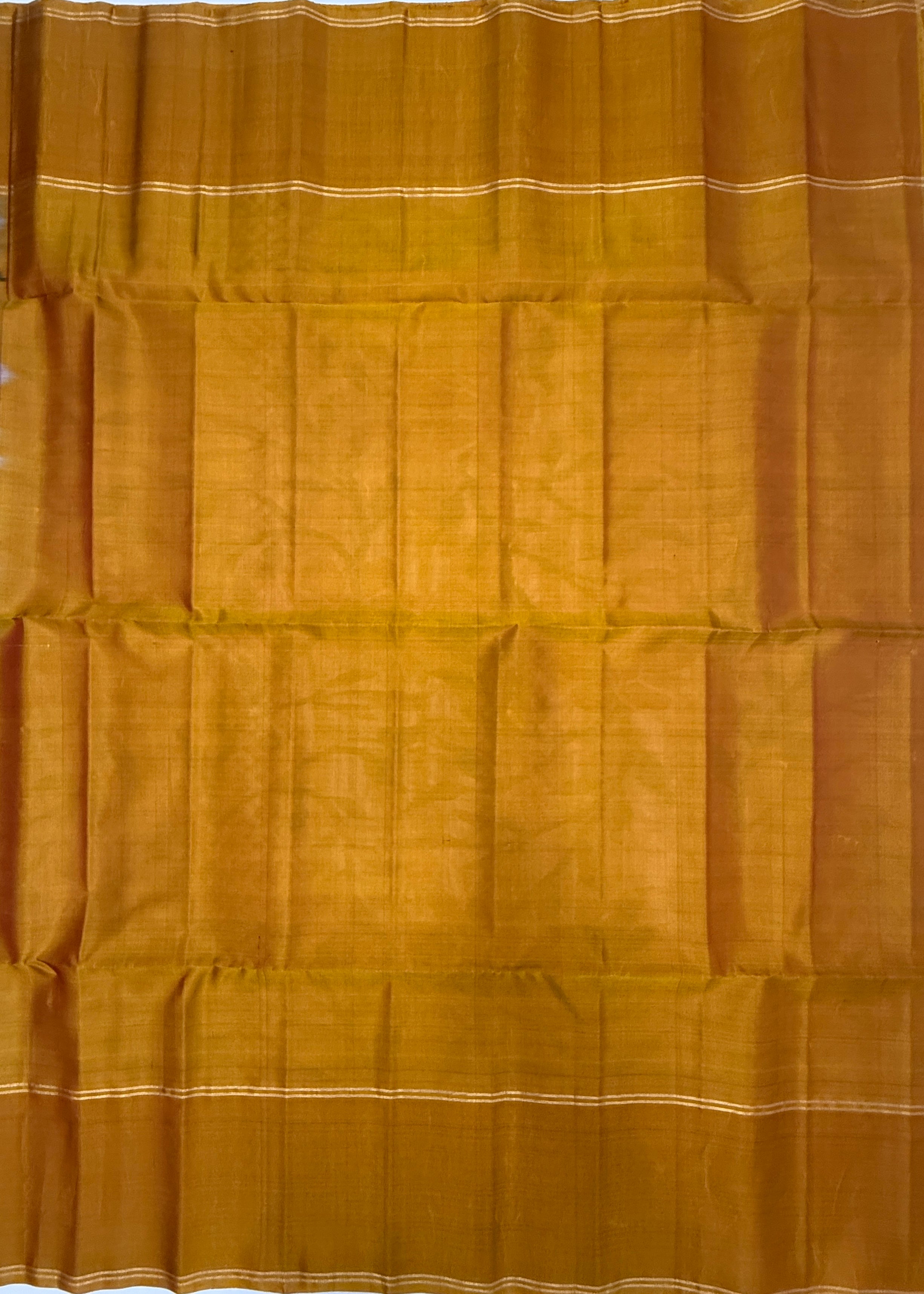 VSM400 - light lavender color body , honey brown color pallu , blouse