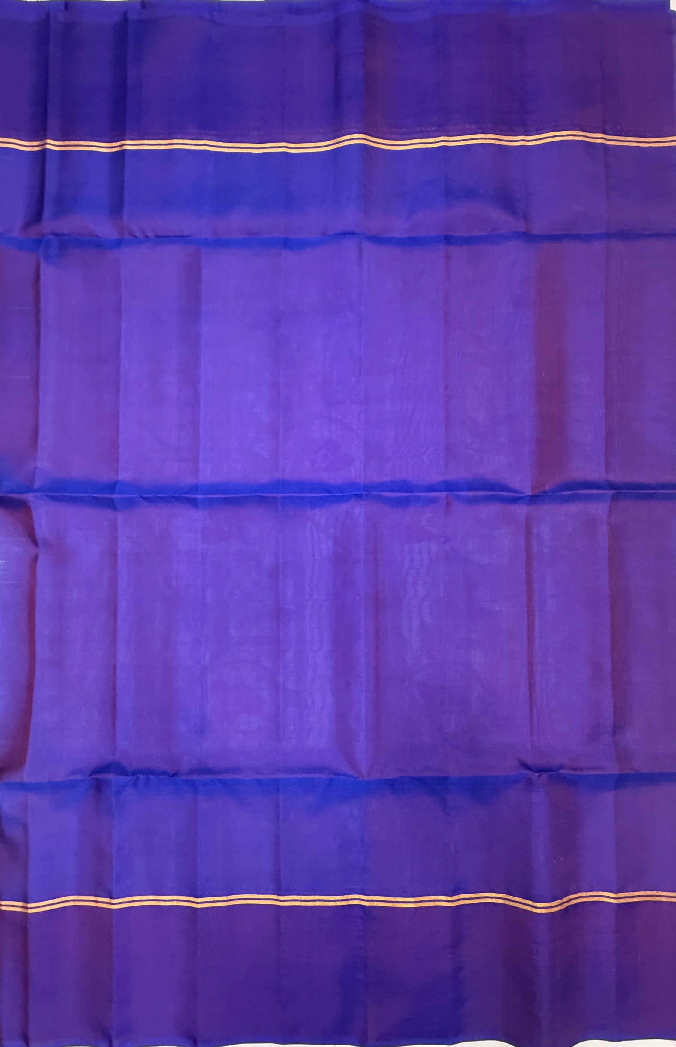 VSM405 - pastel blue color body , violet color pallu , blouse