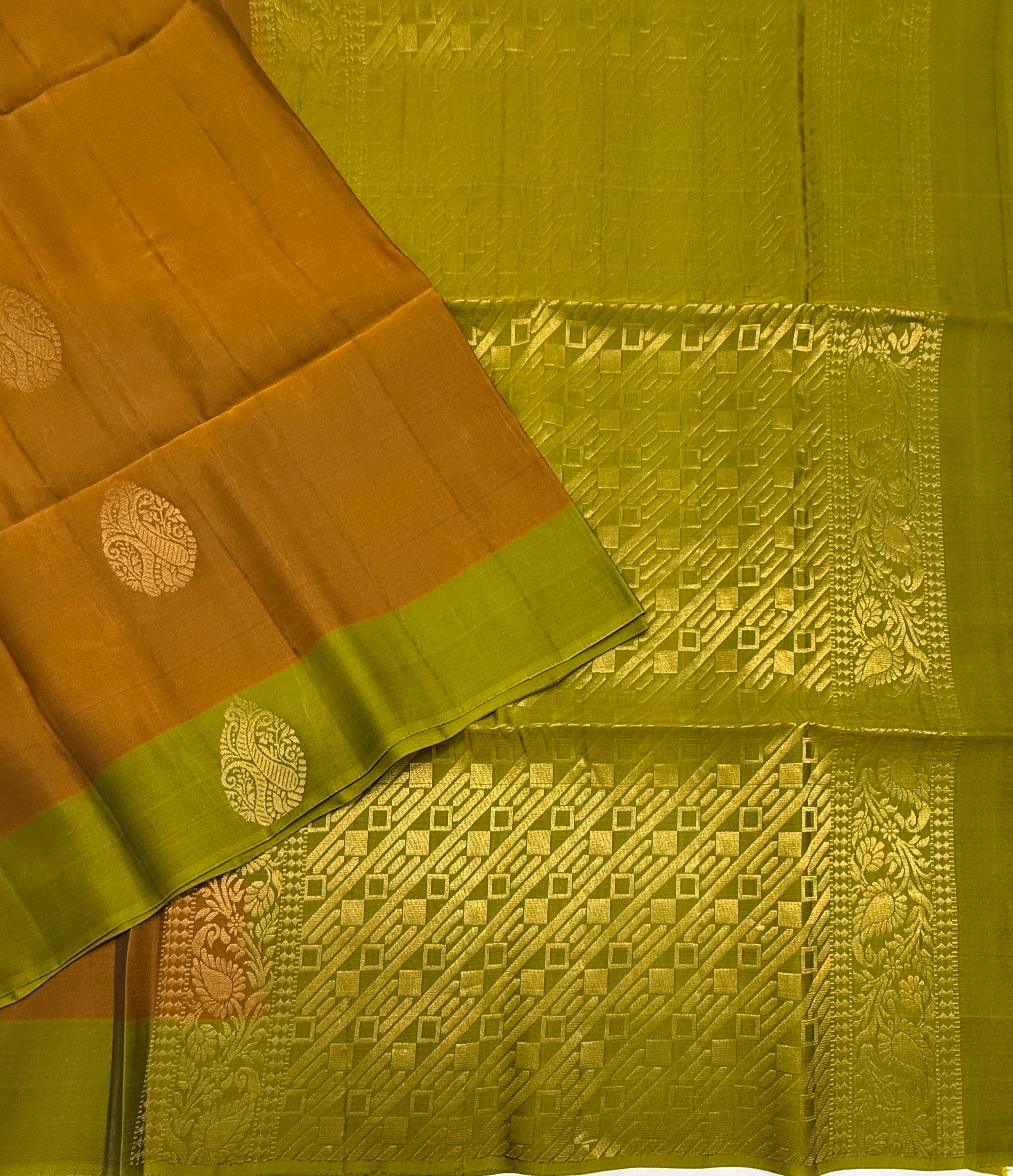 VSM410 - mustard color body , light green color pallu , blouse