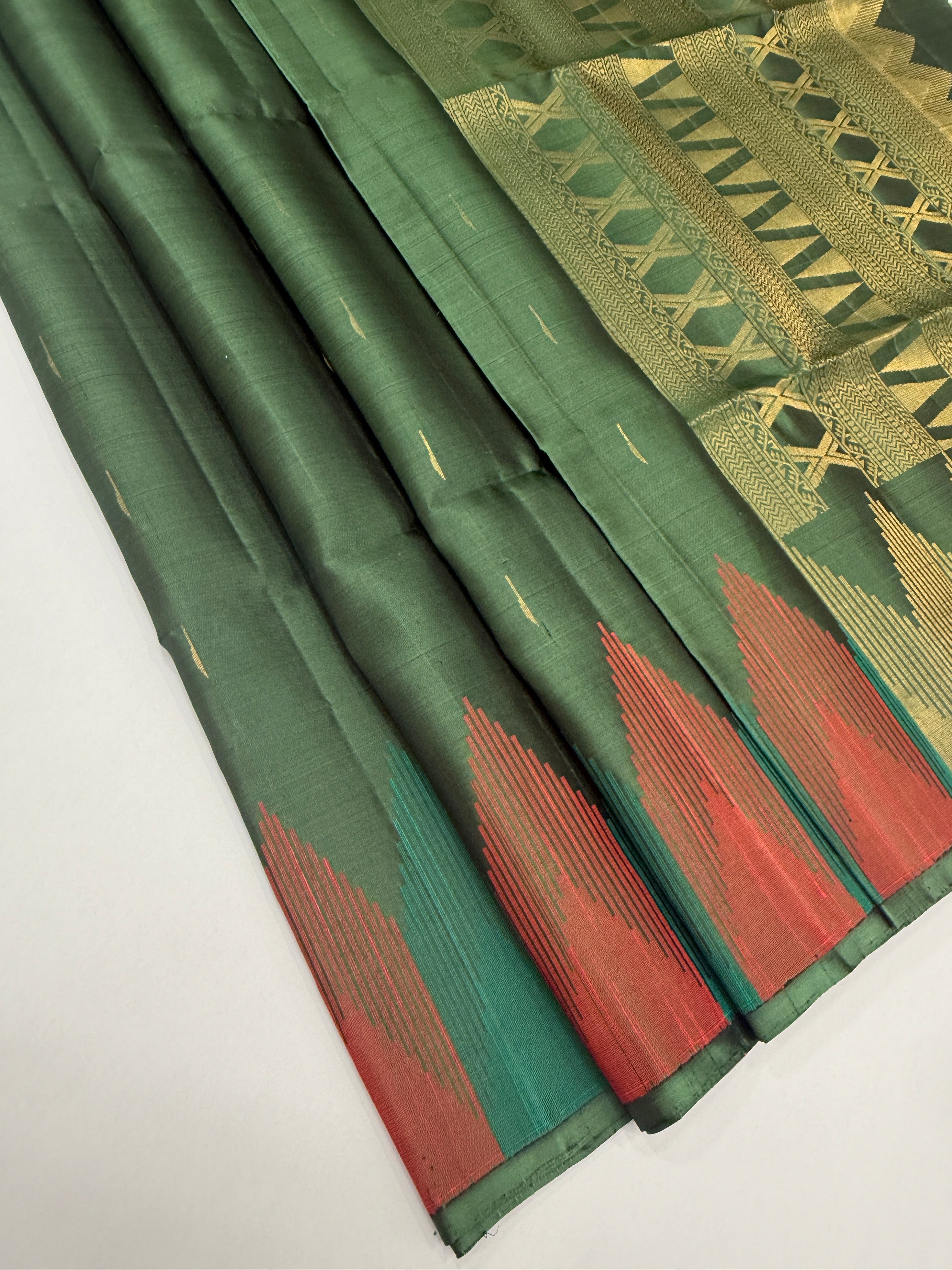 VST298 - pastel green color body , color pallu , blouse - Pure silk saree