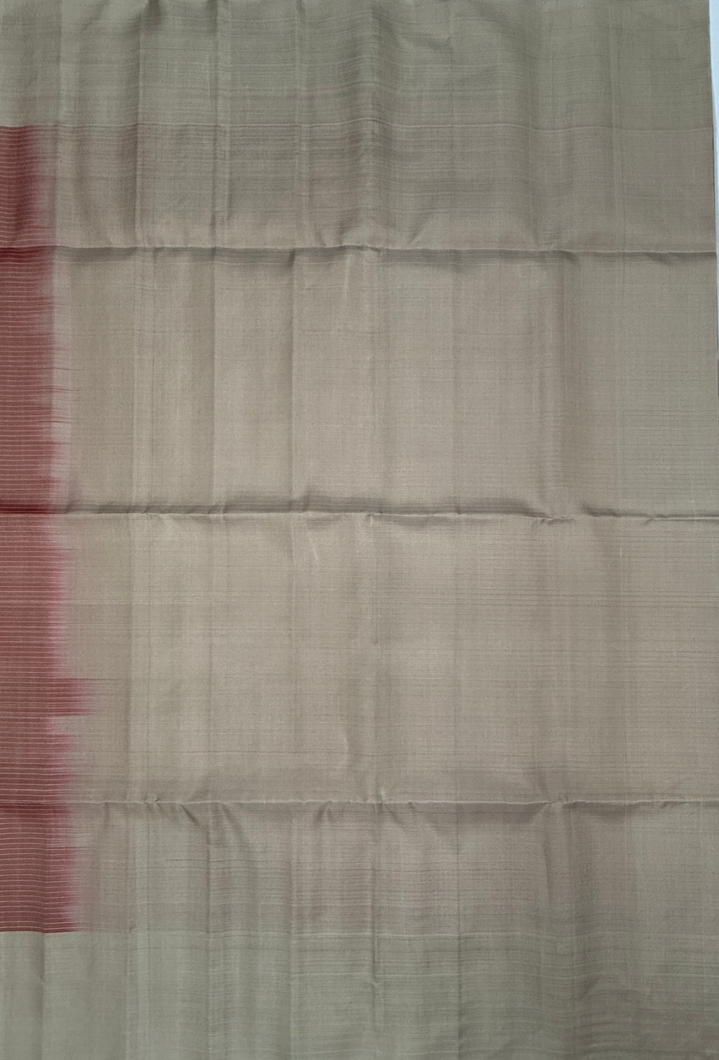 VSF1129 - red color body , beige color pallu,blouse - Pure silk saree