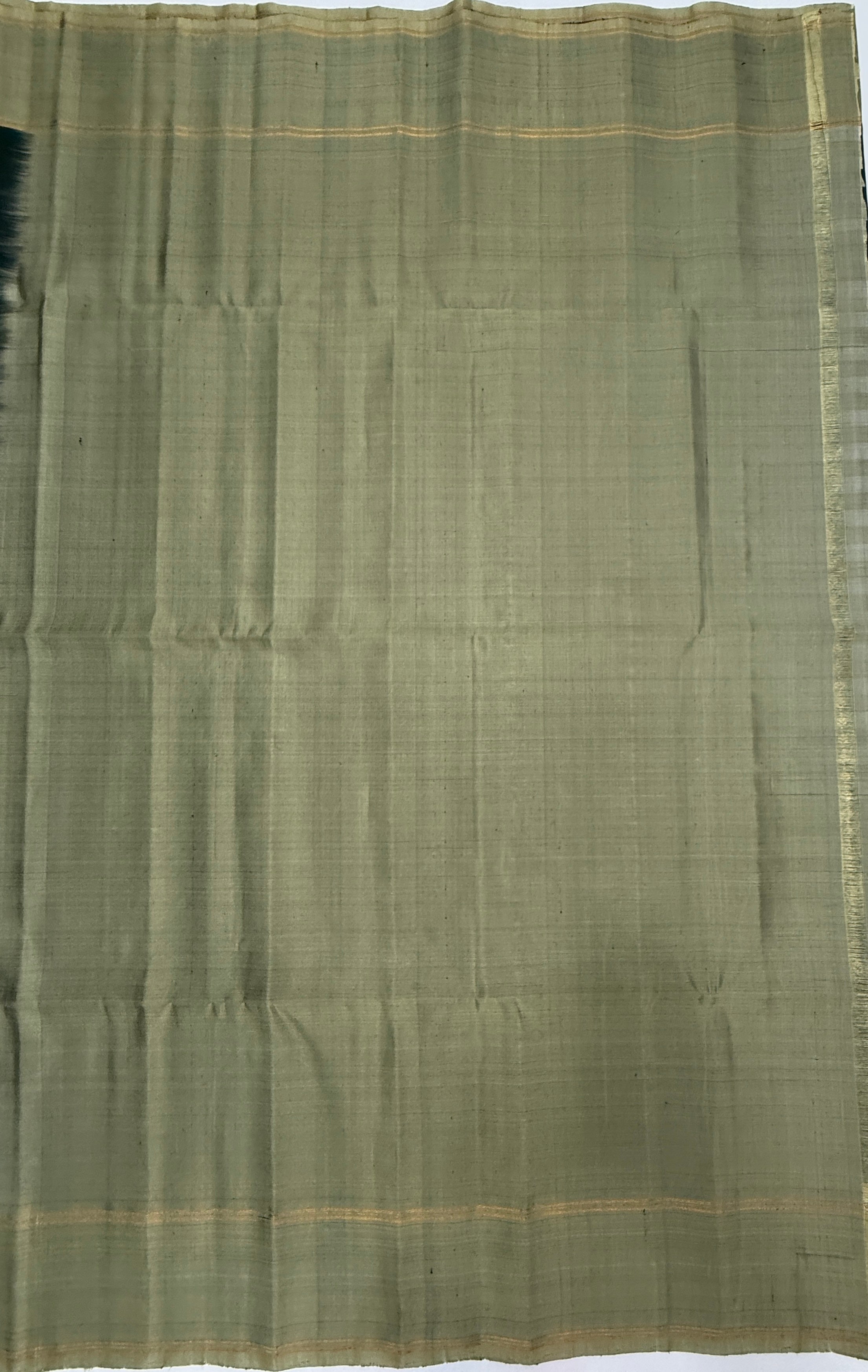 VSF1131 - black color body , beige color pallu,blouse - Pure silk saree