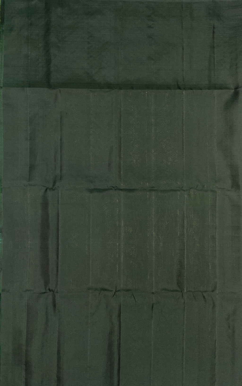 VSA401 - bottle green color body, pallu , blouse pure silk saree