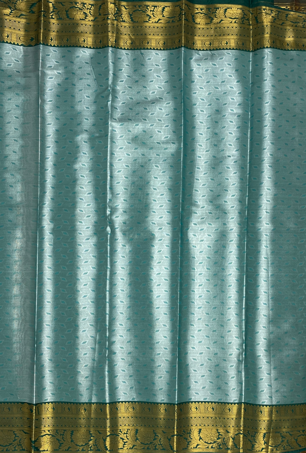 VSAS885 - light peach color body , green color pallu , blouse.