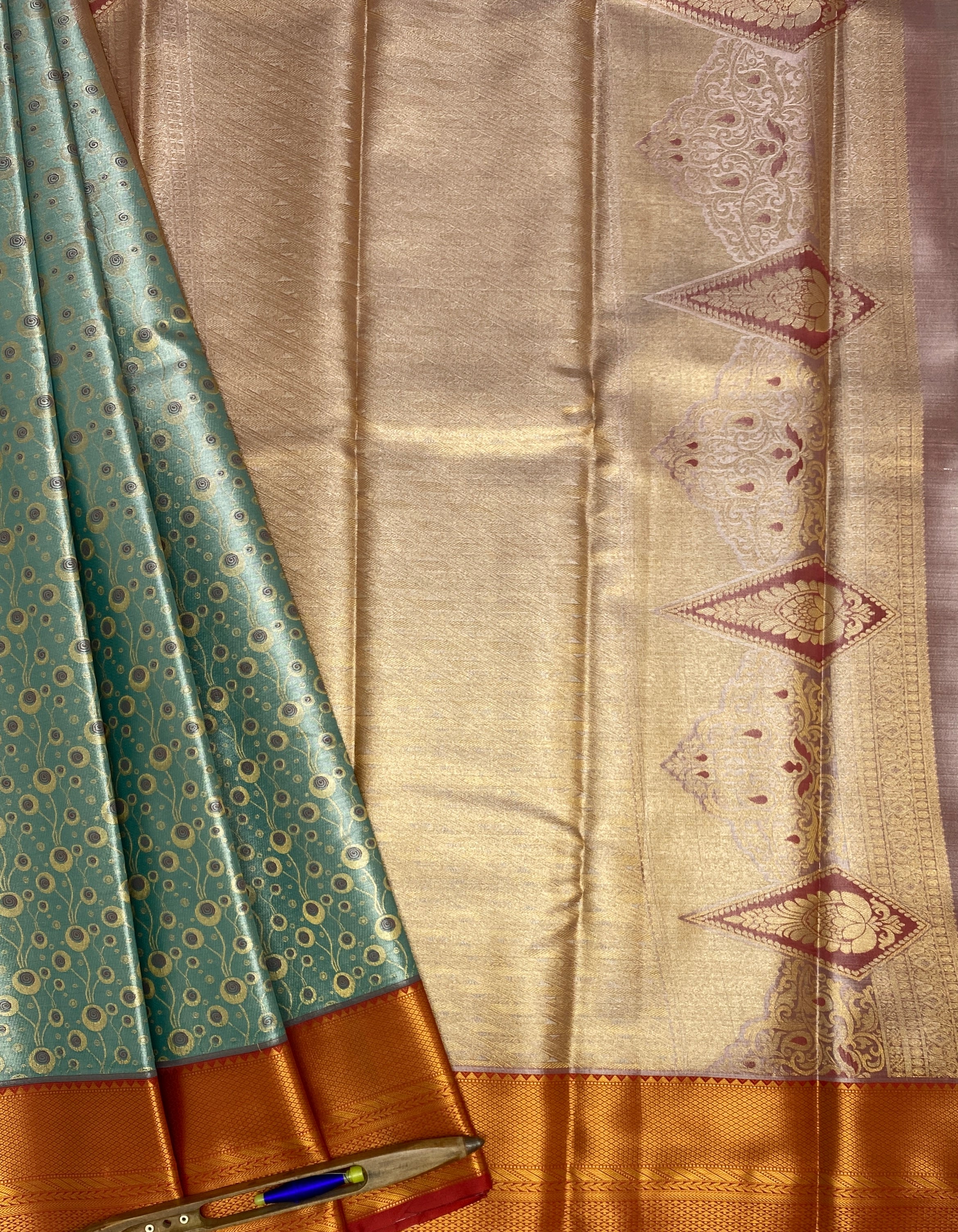 VSAS892 - pastel blue color body , red color pallu , blouse.