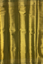 VSAS898 - light pink color body , bottle green color pallu , blouse.