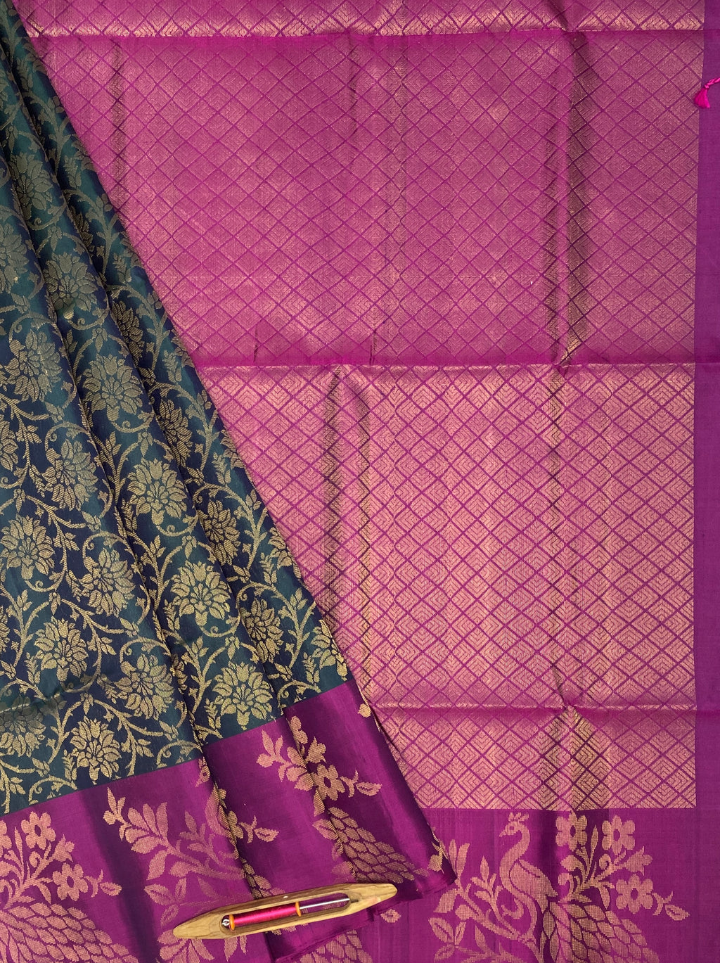 VSA464 - peacock blue color body & magenta color pallu , blouse pure silk saree