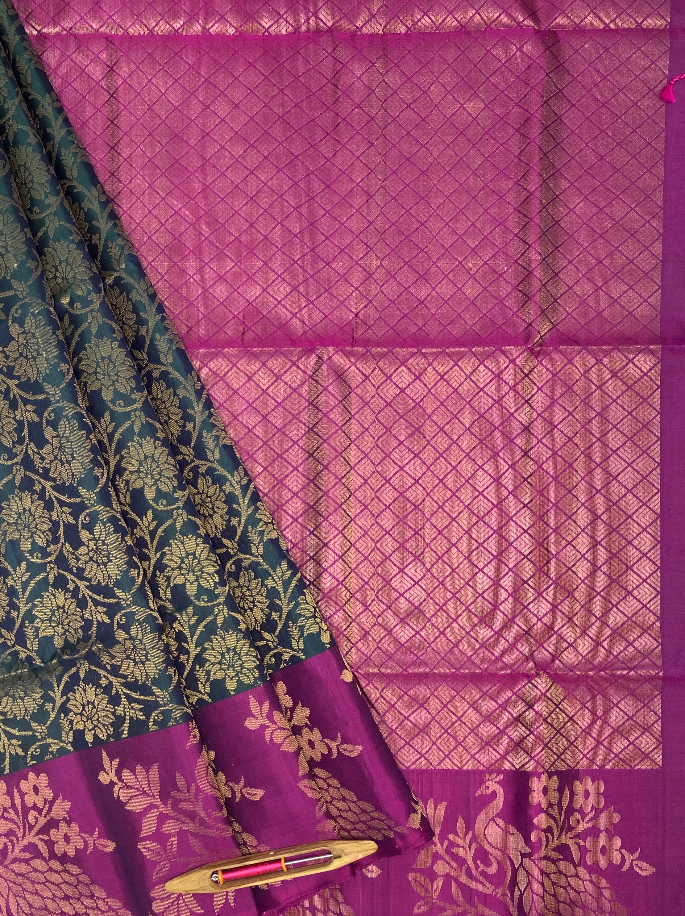 VSA464 - peacock blue color body & magenta color pallu , blouse pure silk saree