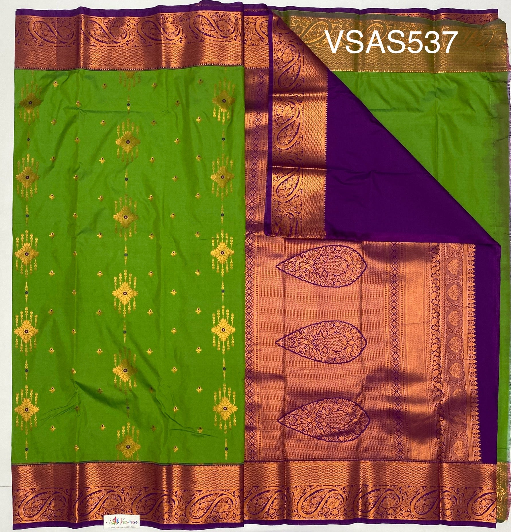 VSAS537 - algae green color body , violet color pallu , blouse.