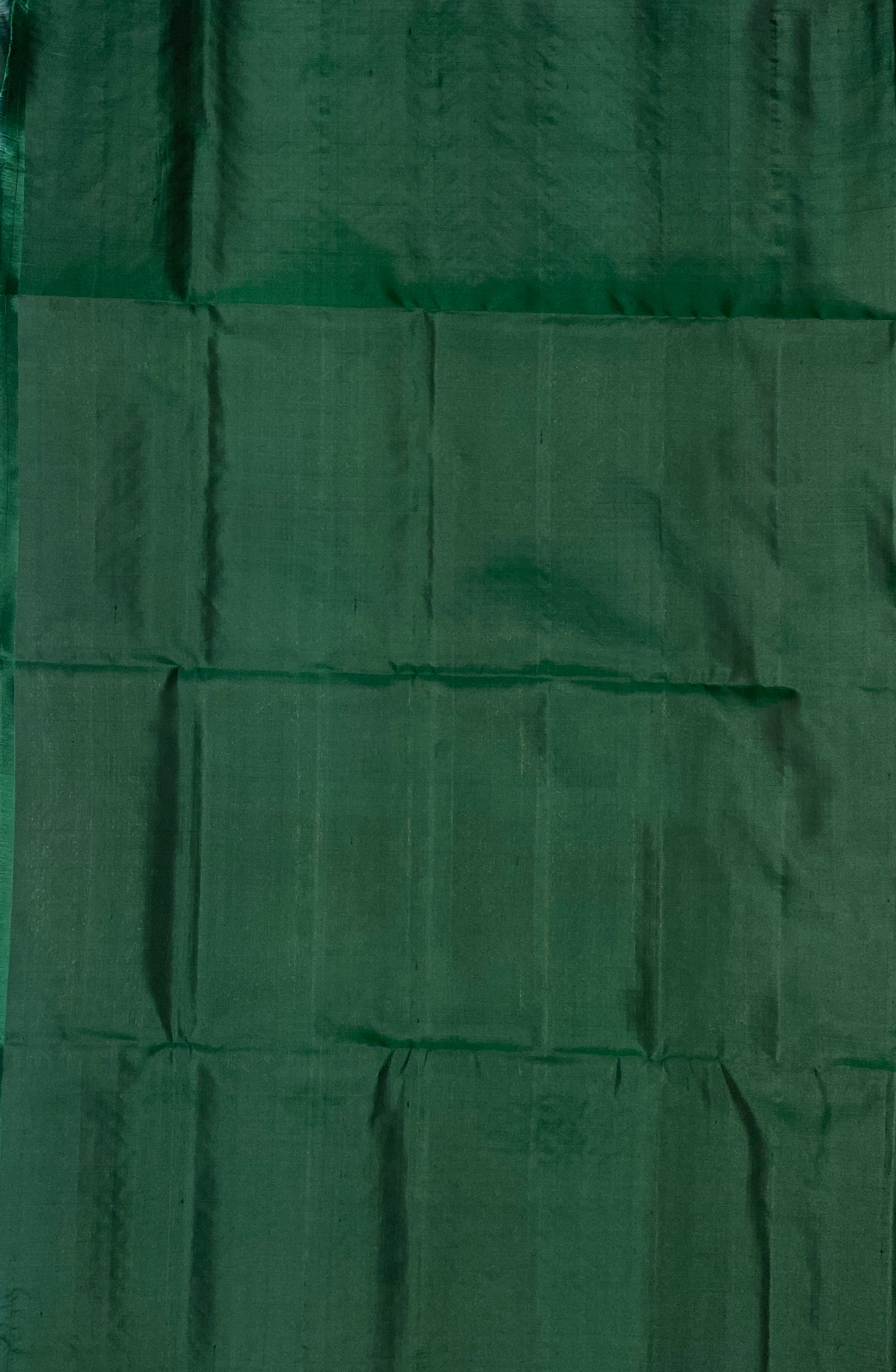 VSA493 - bottle green color body, pallu , blouse pure silk saree