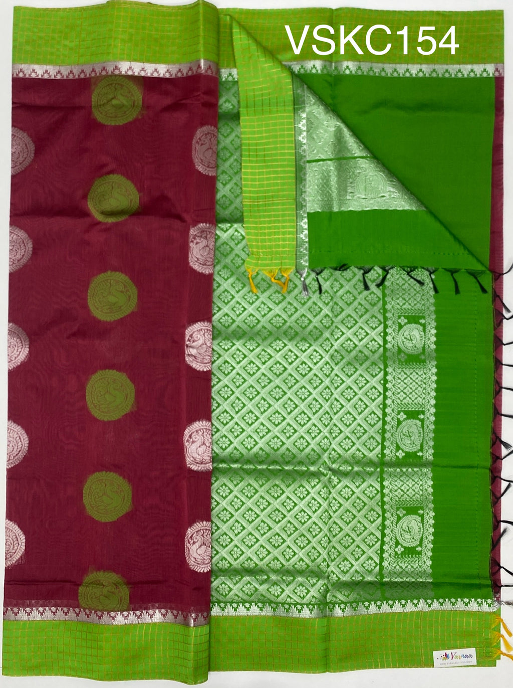VSKC154 - dark onion pink color body , parrot green color pallu , blouse.