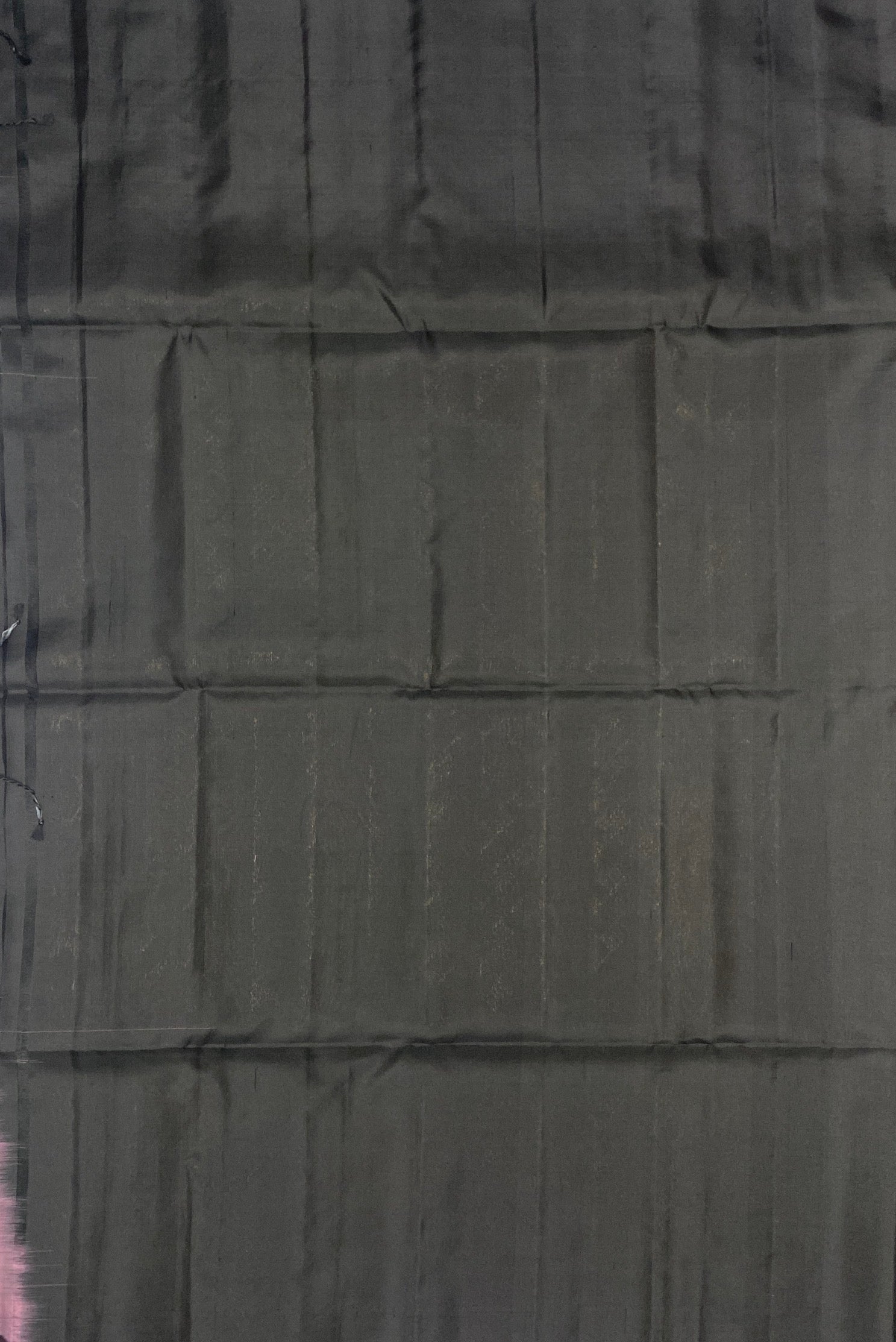VSS334 - black color body, pallu , blouse pure silk saree