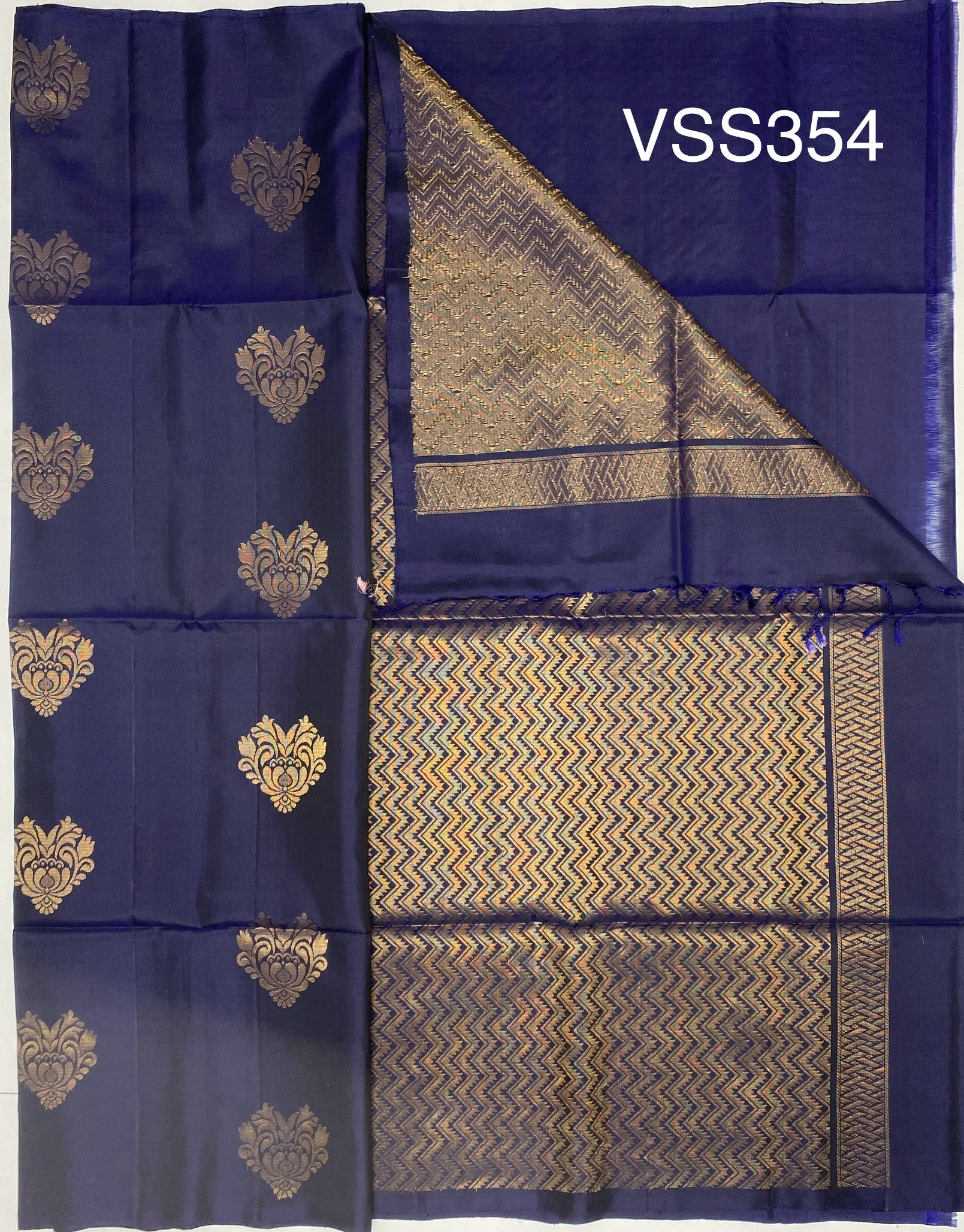 VSS354 - navy blue color body, pallu , blouse pure silk saree