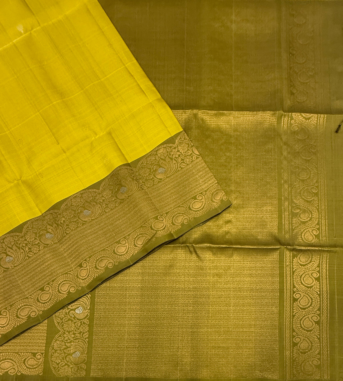 VST339 - yellowish green color body , cow dung green color pallu , blouse - Pure silk saree