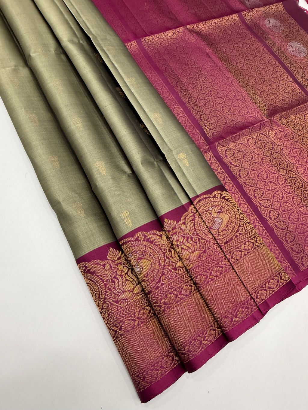VST343 - grey color body , purple color pallu , blouse - Pure silk saree