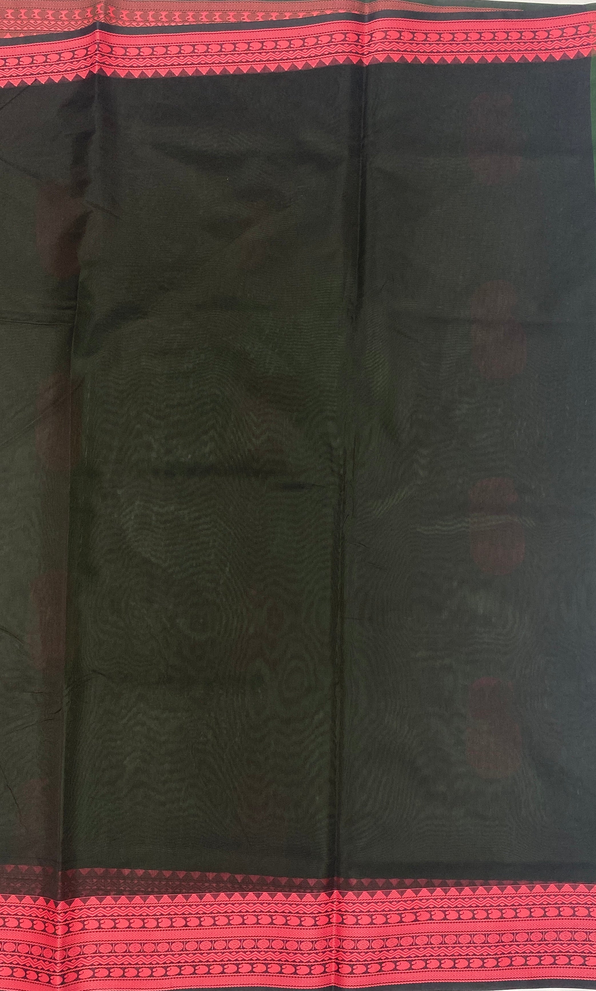 VSKC402 - bottle green color body , black color pallu , blouse.