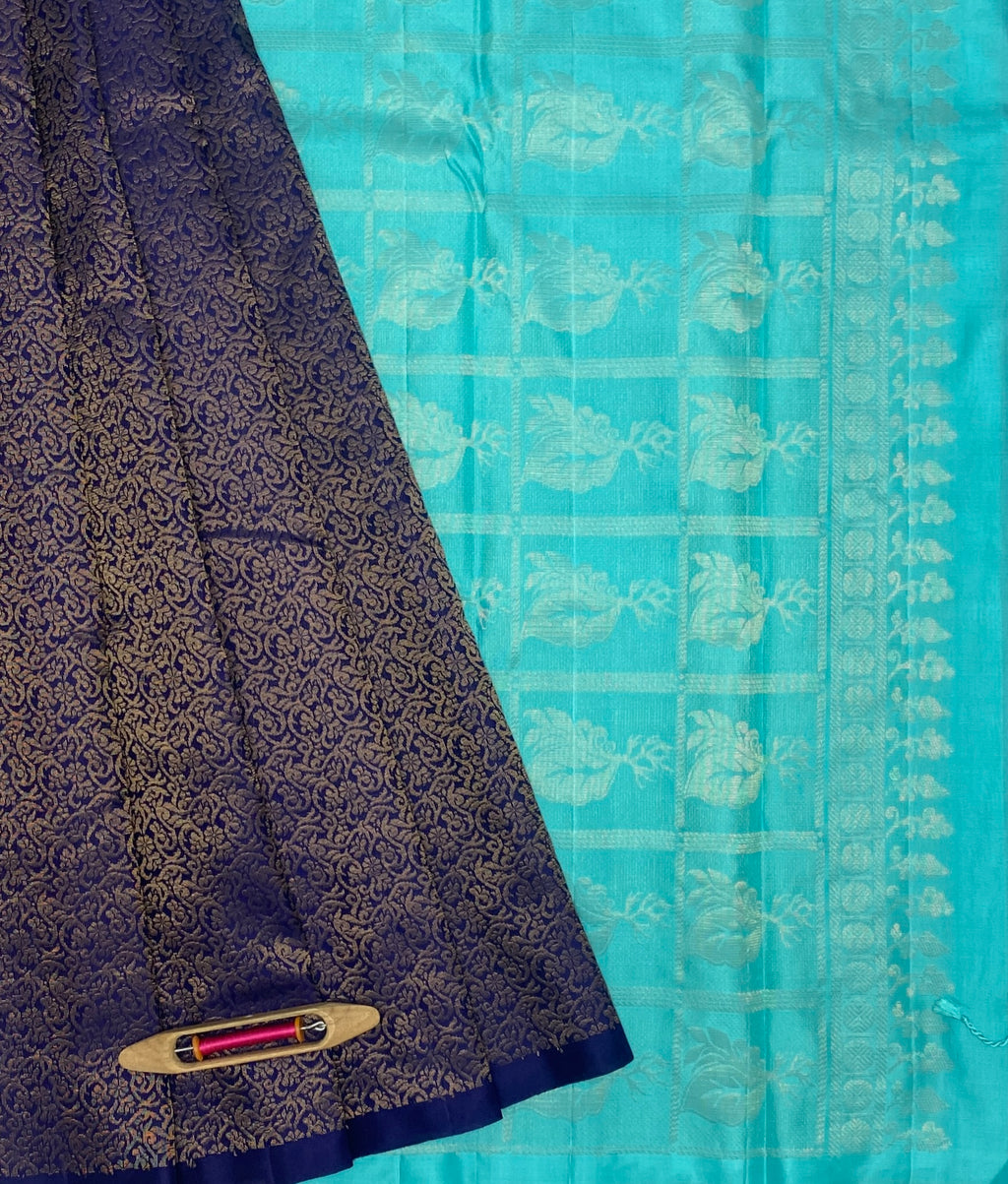 VSA217 - dark ink blue color body & sea blue color pallu , blouse pure silk saree